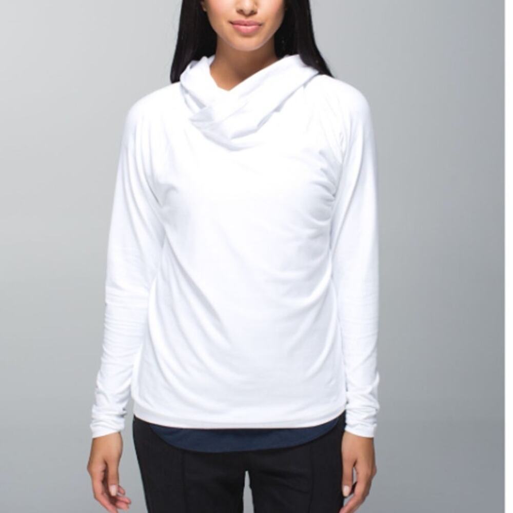 Lululemon Healthy Heart Pullover White Long Sleeve Top size 4